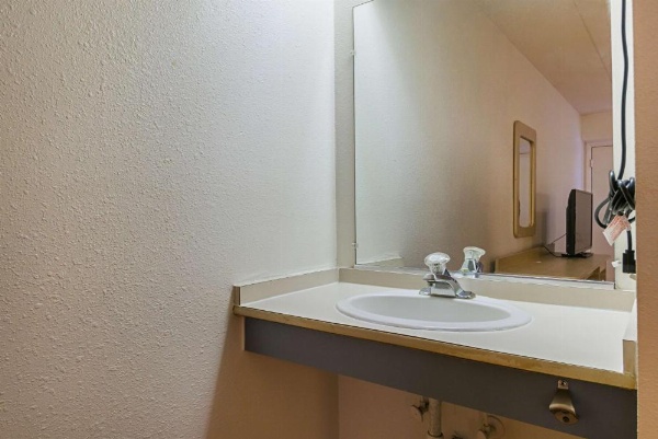 Motel 6-Knoxville, TN - North image 15