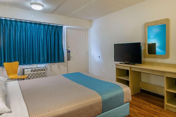 Motel 6-Knoxville, TN - North image 8